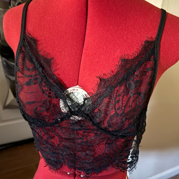 Black Lace Bralette - Picture 1 of 2